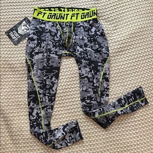 Fort Troff Backless Digital Camo Leggings - Gray and Yellow